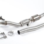 Milltek Large Bore Downpipe und Hi-Flow Sports Cat SSXSE154 Volkswagen Golf